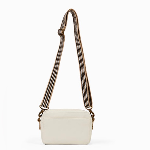 Thirty-One Boutique Crossbody - Off White Smooth Pebble - Picture 3 of 6